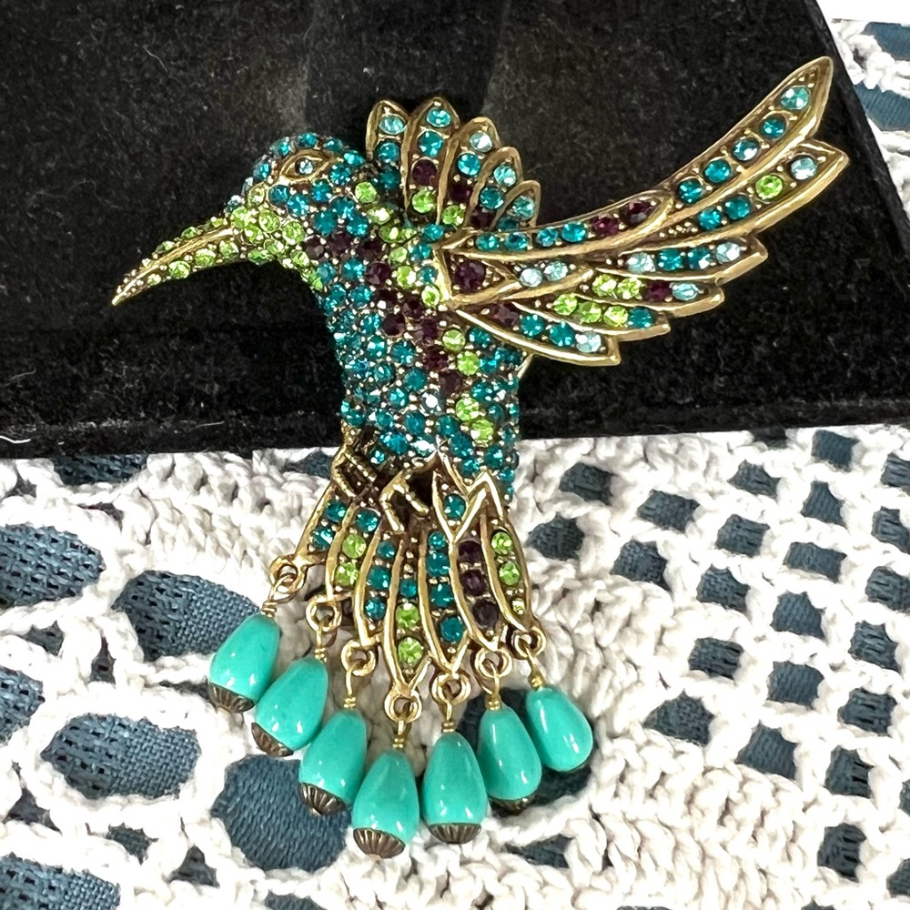 Heidi Daus “Sincere Joy” pendant brooch Hummingbird EUC